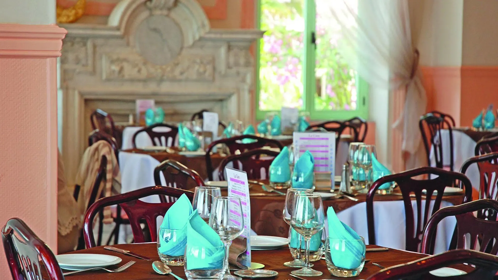 Hotel Vacances Bleues Balmoral Menton Frankrike