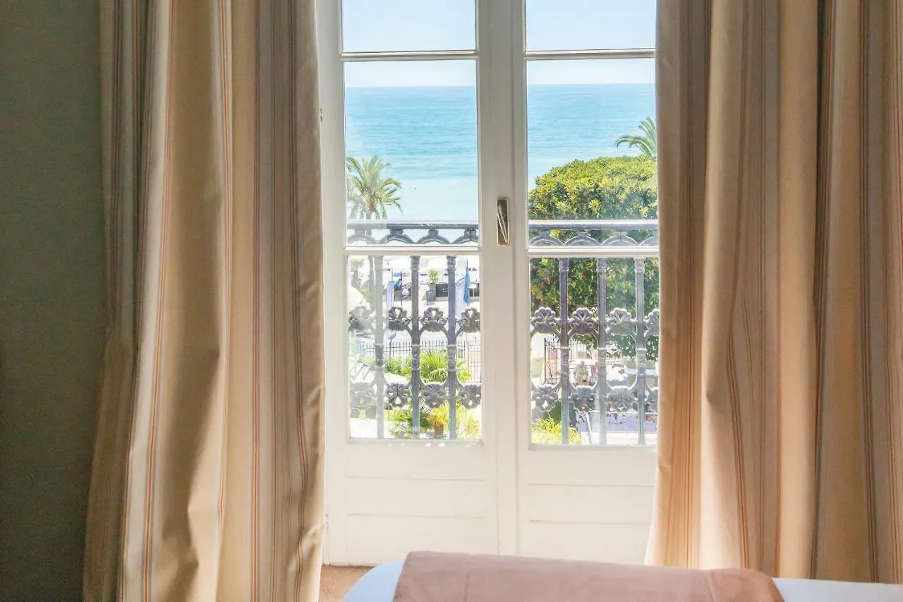 Hotel Vacances Bleues Balmoral Menton 3*,  France