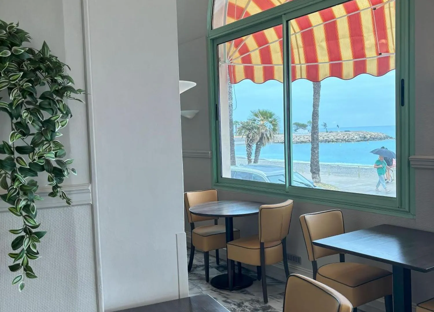 Hotel Vacances Bleues Balmoral Mentone 3*,  Francia