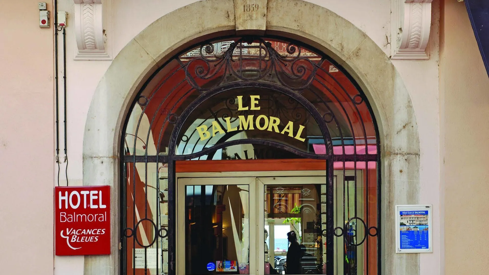 Hotel Vacances Bleues Balmoral Mentone 3*,