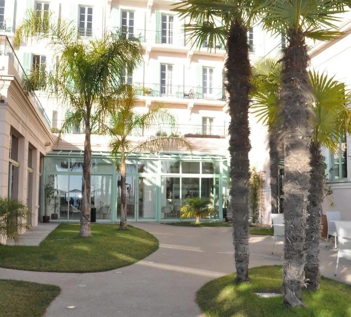 Hotel Vacances Bleues Balmoral Mentone 3*,  Francia
